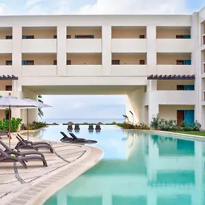 secrets-silversands-riviera-cancun.allrivieramayahotels.com/